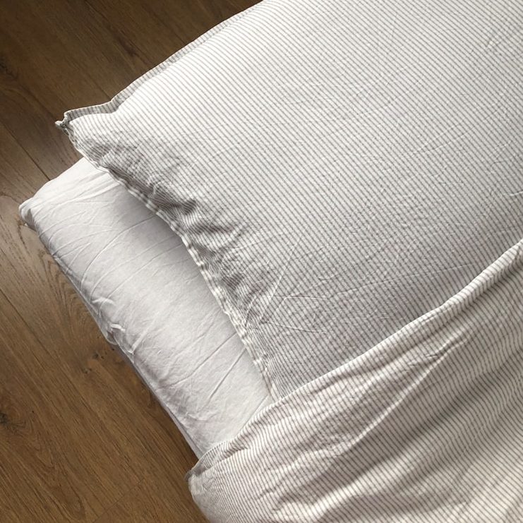 Oreillers, couettes, linge de lit, magasin literie Fréjus